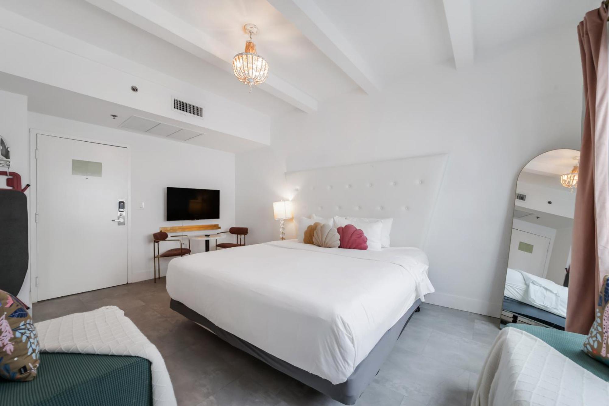 Ocean Spray Apartahotel